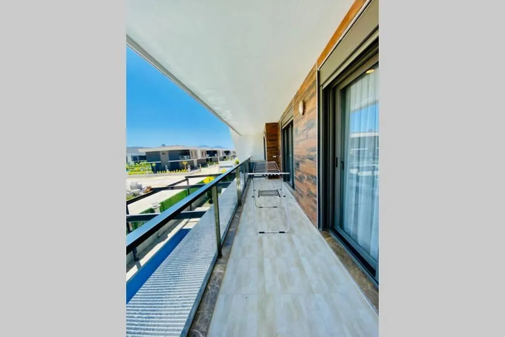 Kusadasi'Nda Havuzlu Lux Villa Best Life Turkey
