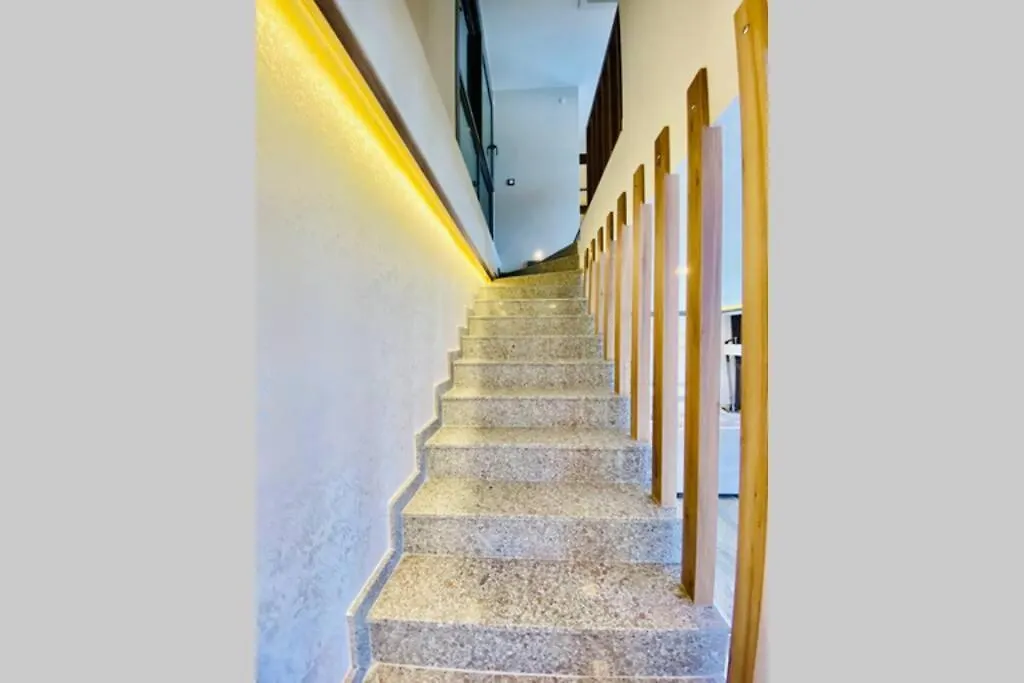Kuşadası'nda Havuzlu lüx villa Best Life  Kusadasi